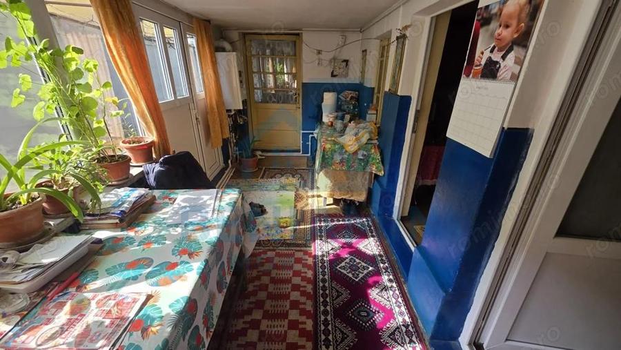 Casa in oras zona Promenada strada Raului 257mp utilitati - 1