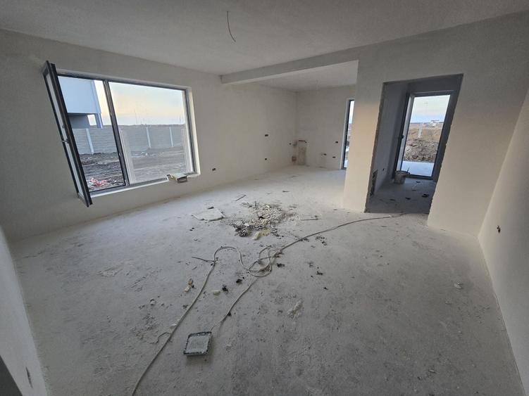 Duplex pe parter în Moșnița Veche Toate utilitățile - 2