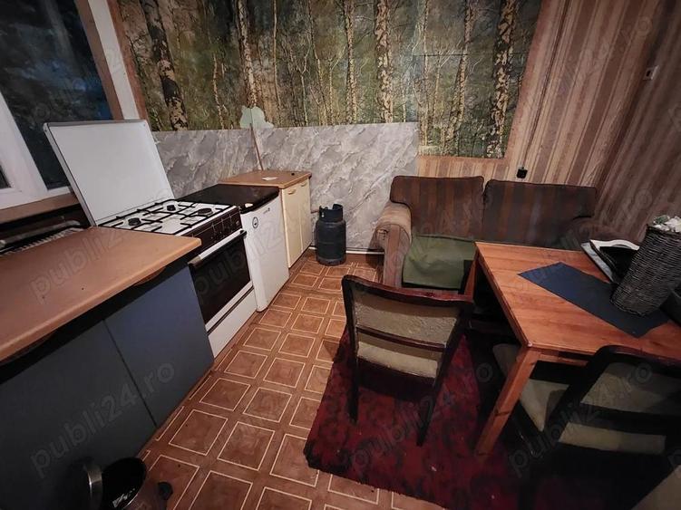 Inchiriez garsoniera - 2