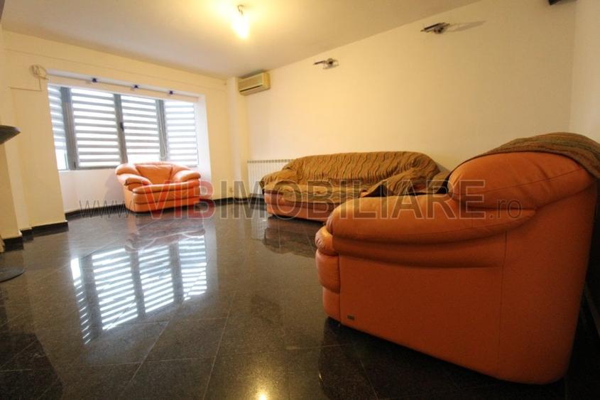 Piata Alba Iulia - Bld Decebal - Vedere bulevard - stradal - 12