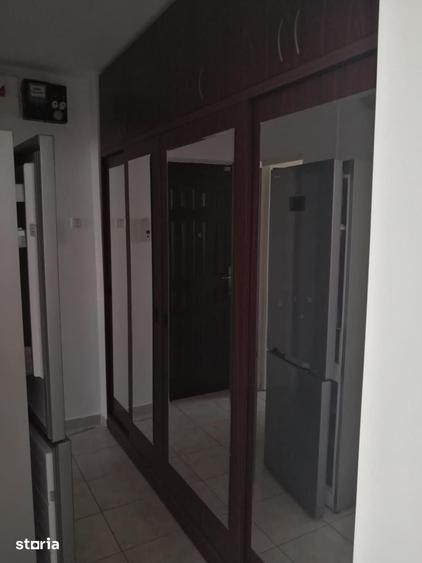 Garsonieră decomandată în Pantelimon