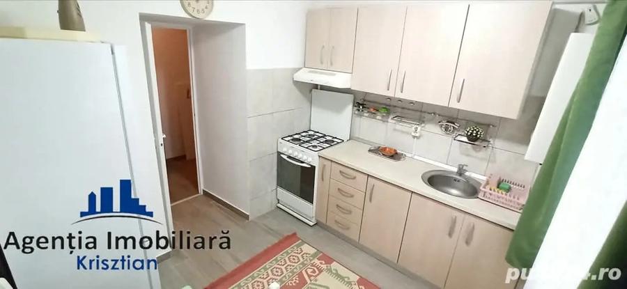 Apartament de vanzare cu 2 camere - zona Micro 16 - 5