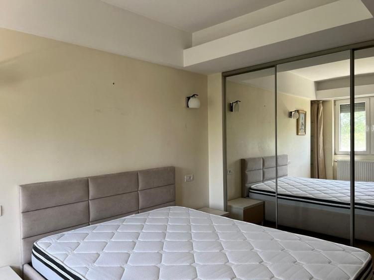 Apartament 4 camere Lux cu vedere in Parc Cismigiu - 8