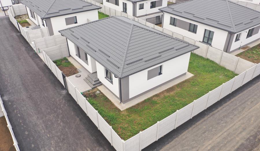 Casa individuala, parter, 4 camere+ parcare,+ curte proprie 380 mp, Comision 0 - 5