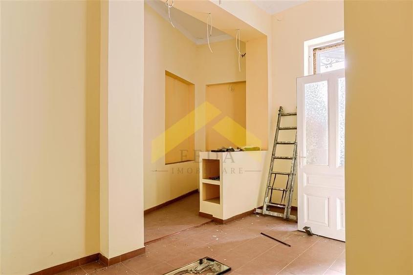 2 apartamente de vanzare la km 0, bulevardul Revolutiei! - 7