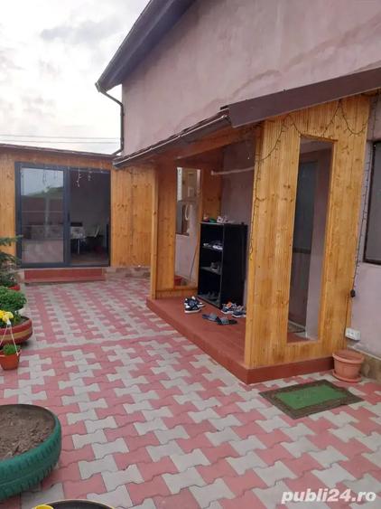 vand casa la curte - 2