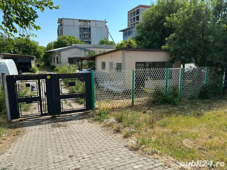 Magazie, spatiu de depozitare de tip chiosc de inchiriat
