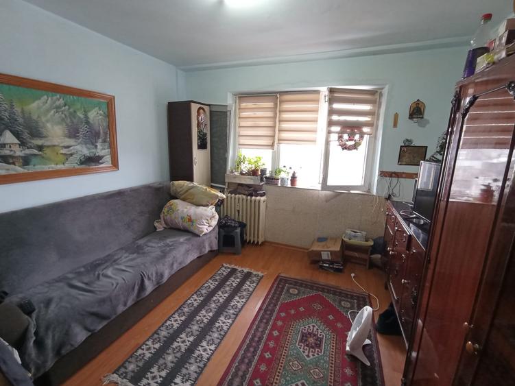 Camera de camin cu baie la interior, etaj intermediar, Bularga-Baza 3 - 5