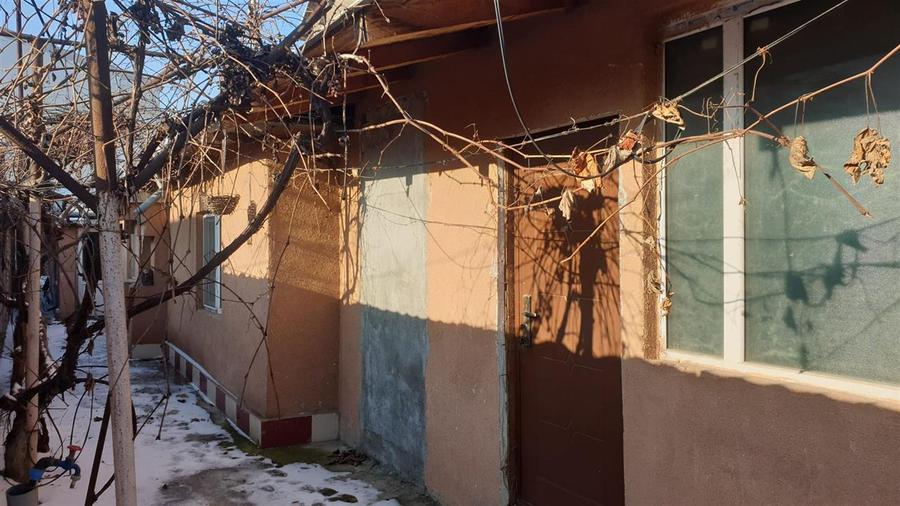 Casa 3 camere, 2 bai, teren 200 mp, Radu Negru - Buzaului - 4