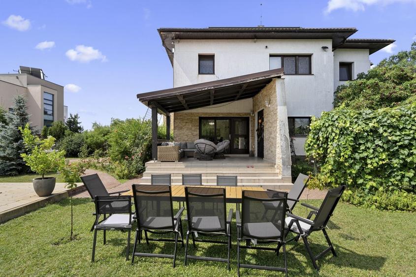 Vila clasică cu piscină și teren generos, într-un cadru verde, zona Băneasa - 16