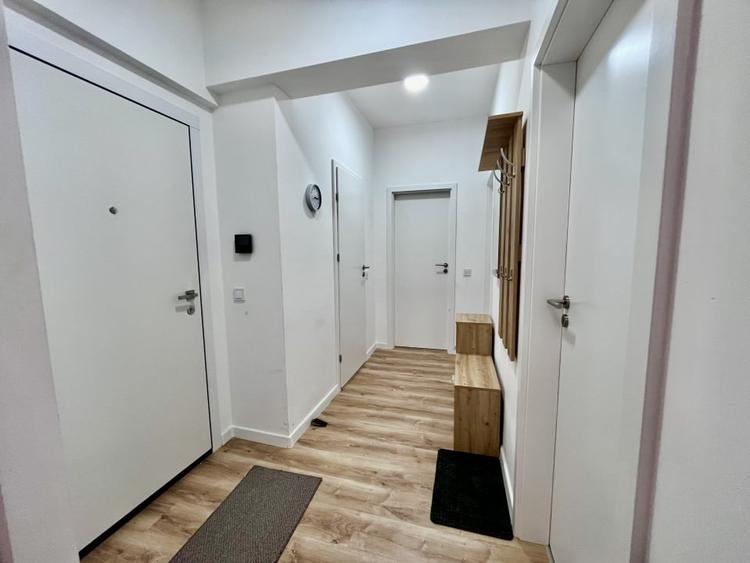 Apartament cu 3 camere in Tractorul - 11