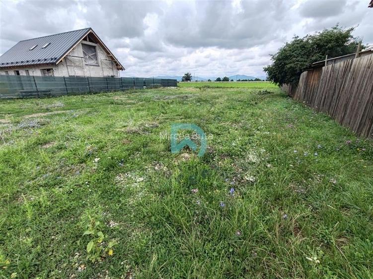 Teren intravilan de vanzare, 630 mp, Harman, Brasov, ideal investitie Teren intravilan de vanzare, 630 mp, Harman, Brasov, ideal investitie