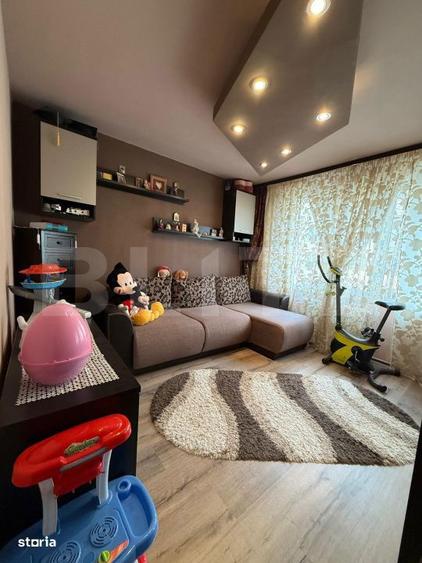 Apartament 2 camere, decomandat, boxa, etaj intermediar - 3