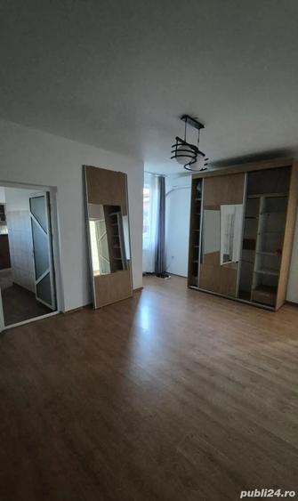 Casa de inchiriat - 4