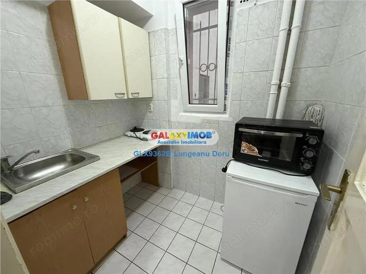 Garsoniera, Universitate, Calea Victoriei - 9