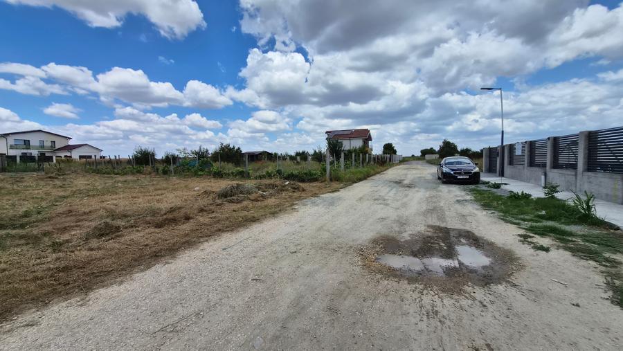 Teren Construcții intravilan de 510 mp, în Exterior Vest