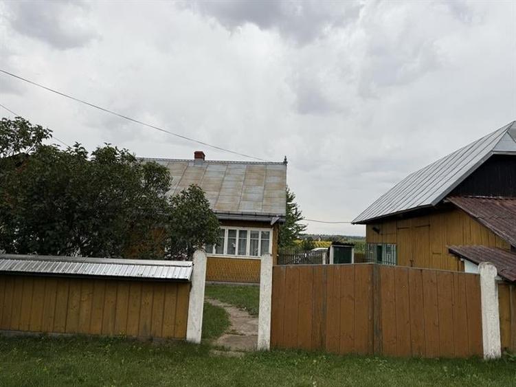 Casă individuală cu 3 camere cu Teren 8200 Mp în Gălănești