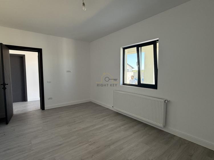 Casă individuală cu 5 camere cu Teren 500 Mp în Ciorogârla