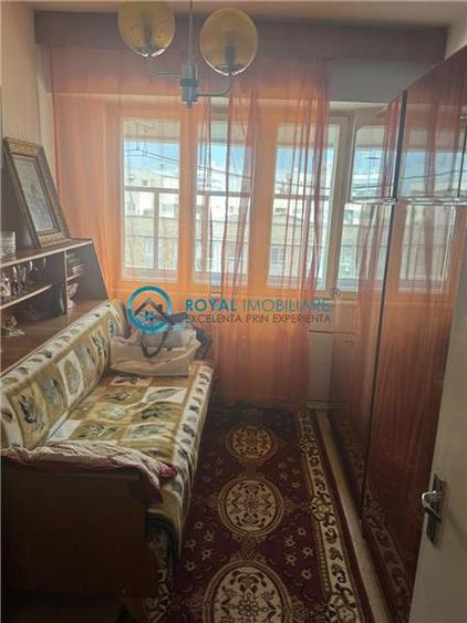 Royal Imobiliare - Vanzare Apartament zona Ultracentrala - 7