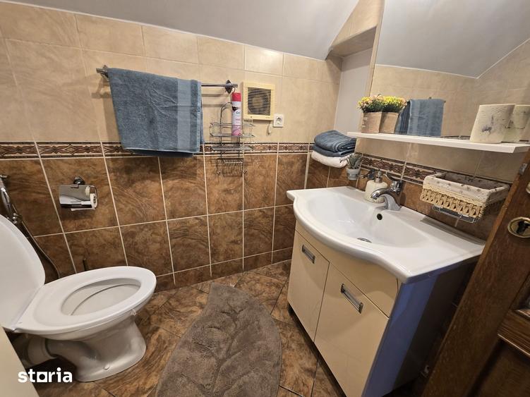 Apartament cu 5 camere în Zorilor