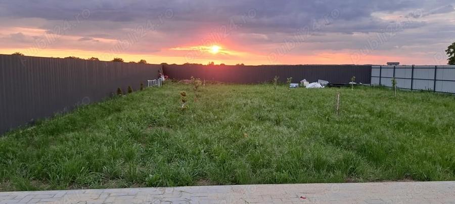 Teren de 704 mp, în Cornetu