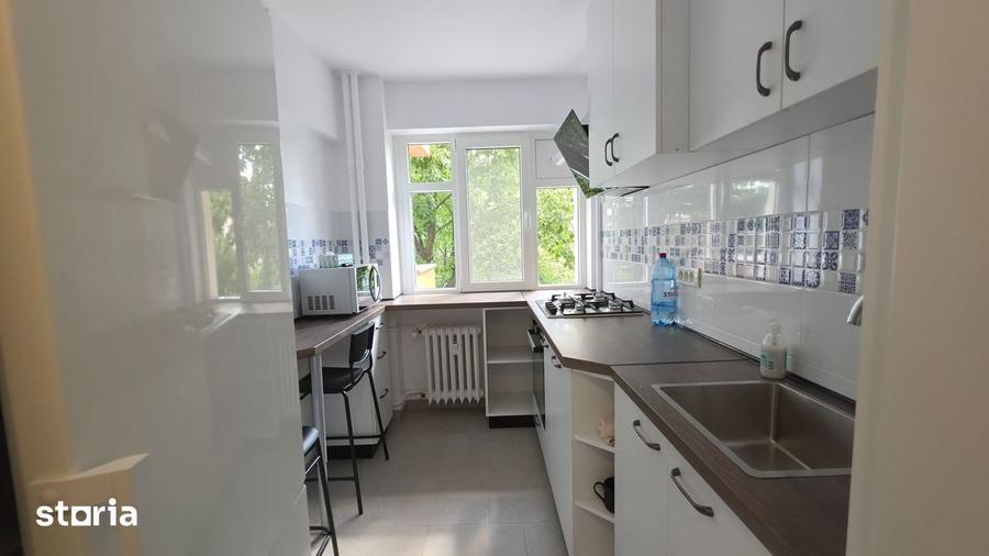 Apartament cu 3 camere, mobilat în Iancului