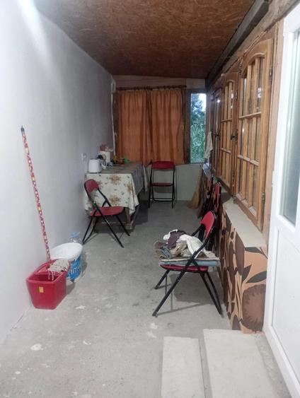 Casă cu 2 camere cu Teren 2000 Mp în Șipote