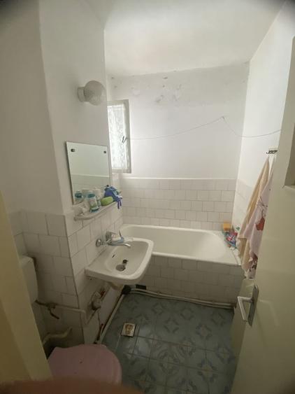 Apartament cu 3 camere decomandat în Târgu Ocna