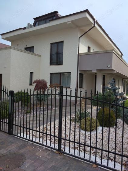 Casă cu 6 camere cu Teren 663 Mp în Crevedia