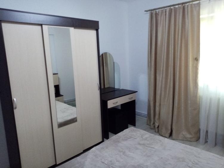 Pacurari la bulevard apartament 2 camere decomandat - 4