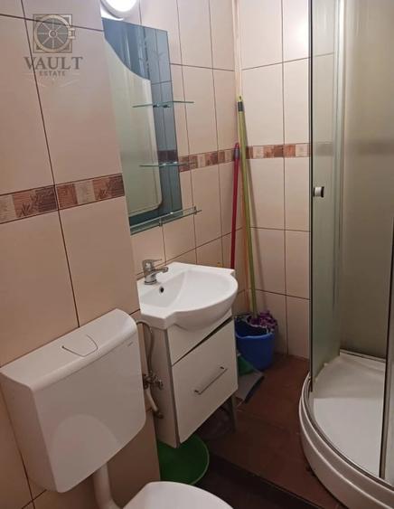 Garsoniera   -  10 minute Metrou Costin Georgian -Renovata - 11