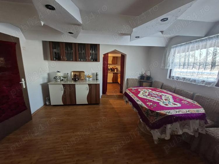 Vand casa cu teren - 7