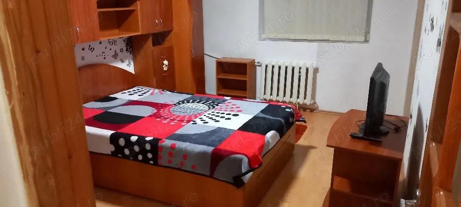 Inchiriez garsoniera - 2