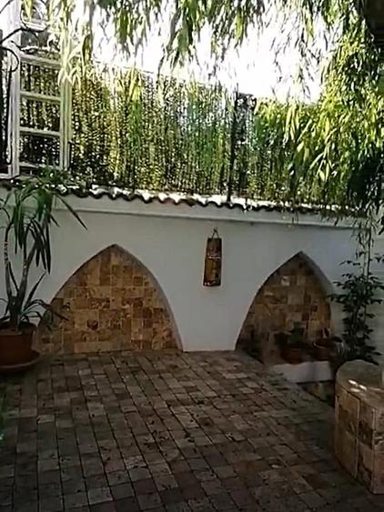 Vanzare casa renovata 2 camere curte proprie foisor Cotroceni - 9