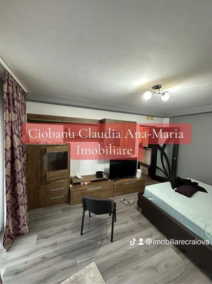 Garsoniera,Decomandata,zona 1Mai-Confectii,Etaj 1/4, An 1983 - 2