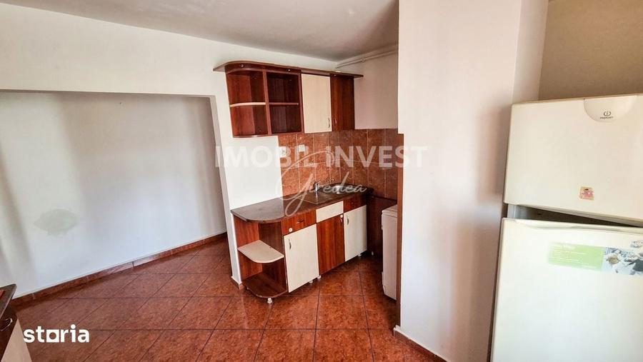 Apartament 3 camere, 63 mp, etaj 1, zona Cetate - 4