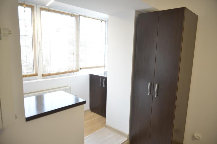 Apartament cu 3 camere decomandat, mobilat în 13 Septembrie