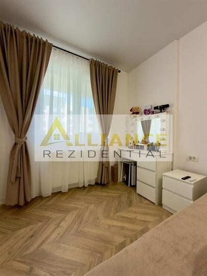 Apartament cu 2 camere decomandat, mobilat în Sud