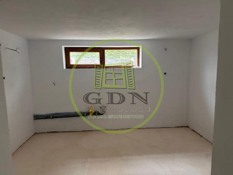 Duplex deosebit cu vedere panoramică spre munți și pădure – Tocile, Sadu - 6