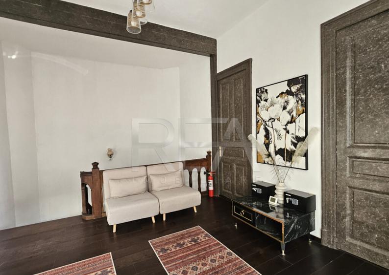 Casa de birouri de inchiriat 11 camere - 34