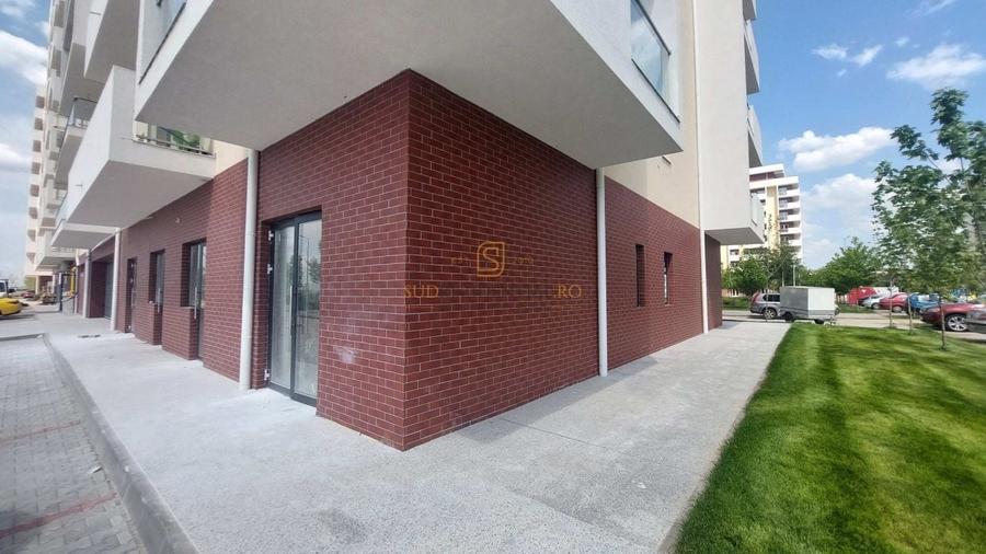 Spatiu comercial, zona ideala cu trafic intens - rond Metro Berceni - 2