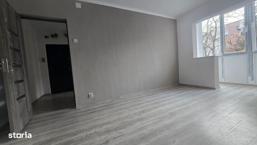 Apartament 3 camere, etaj 2, Micalaca-zona 100 - 1