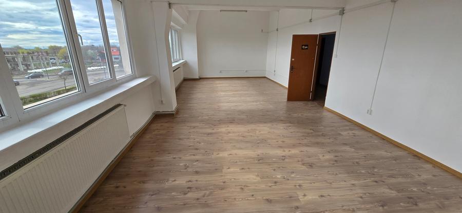 Spatiu de birouri, cabinete medicale, clinici, etc. - 18