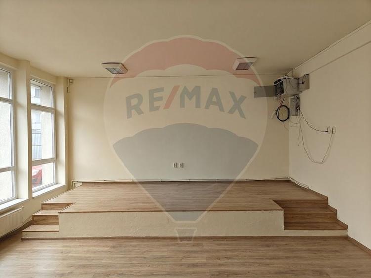 Spatiu de birouri, 68 mp, open space, de inchiriat - 5