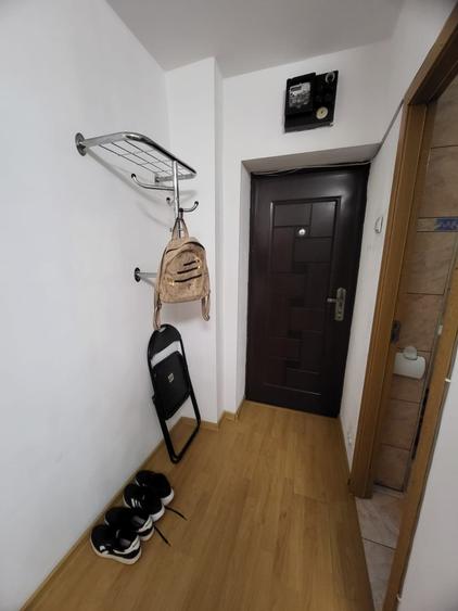 Garsoniera, etajul 1/5, zona Podu Ros-Gara Internationala - 5