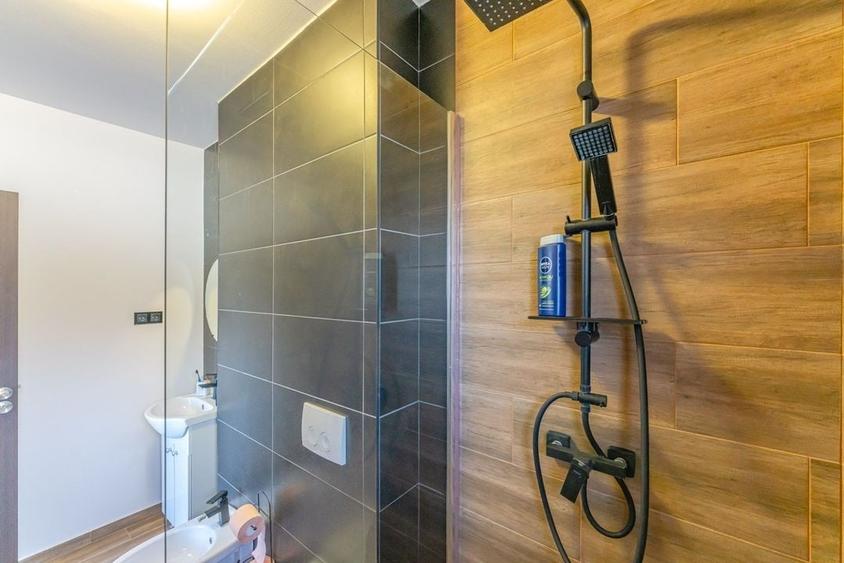 Casă Individuală de &Icirc;nchiriat, &Icirc;ncălzire &icirc;n Pardoseală, Teren 400 mp - 13