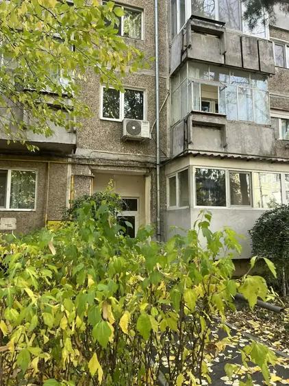 Vand apartament 2 camere - 2