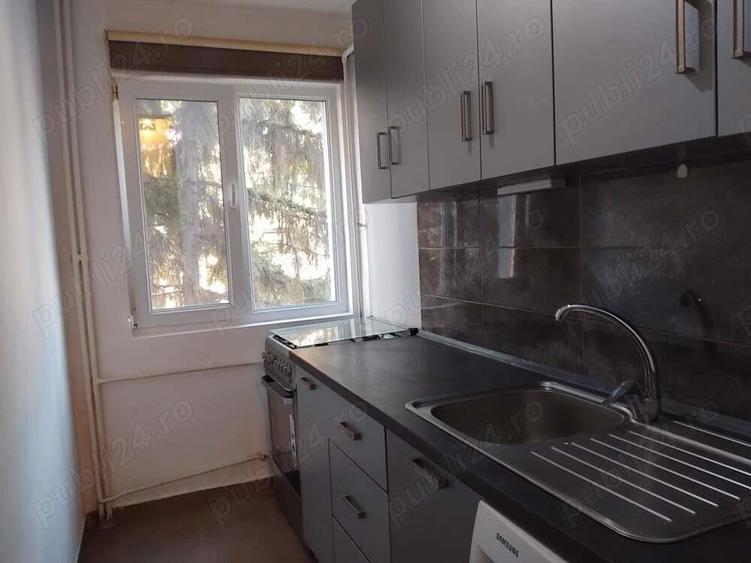 Se. Ofera spre vanzare un apartament deosebit cu 3 camere,et 3,Str Republicii,zona Nord,Rm Valcea - 4