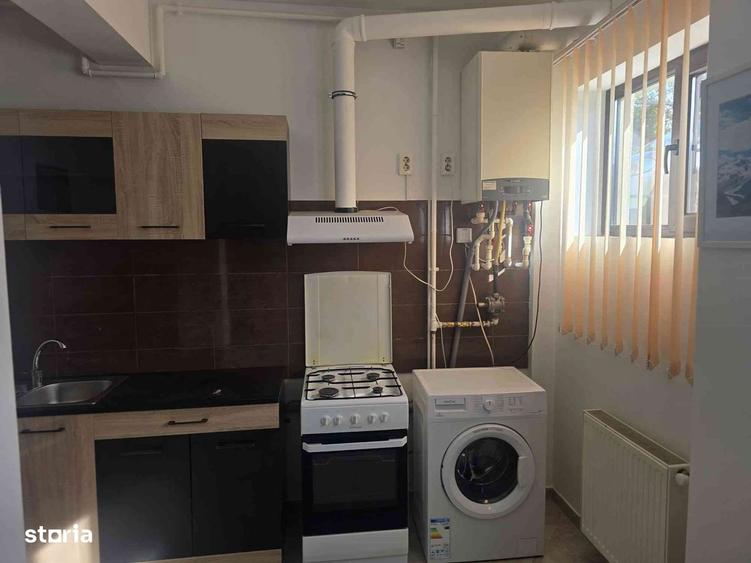 Apartament cu 2 camere, mobilat în Central
