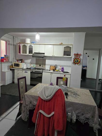 Vand apart cu 3 camere sau il dau la schimb cu un apart cu 1 camera sau 2 camere - 8
